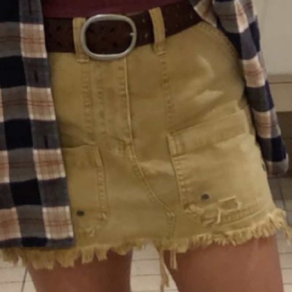 FREE PEOPLE 💕 Khaki Mini Skirt